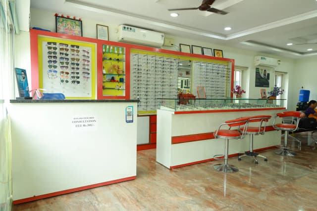 Sarojana Eye Hospital photo 2